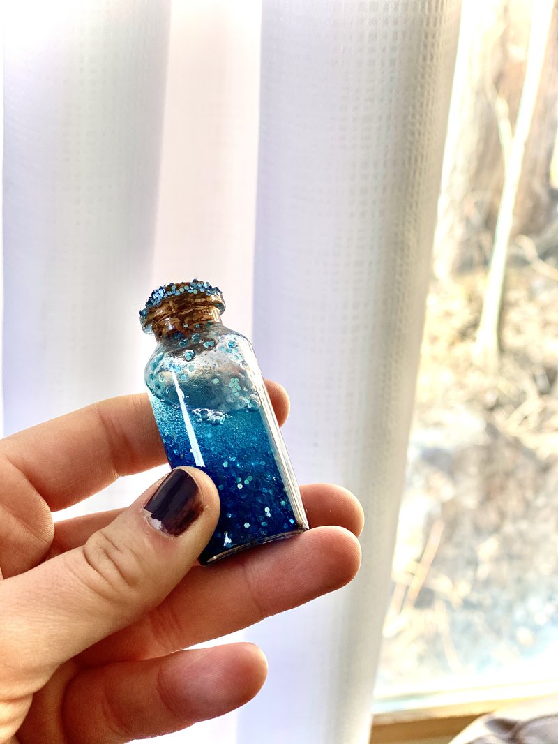 Ocean in a Bottle Craft